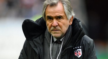Le président du Stade Toulousain René Bouscatel a fait une nouvelle sortie médiatique pour critiquer les doublons. Selon lui, la Ligue Nationale de rugby « favorise » les équipes qui ont peu d'internationaux au détriment de celles qui en possèdent beaucoup.