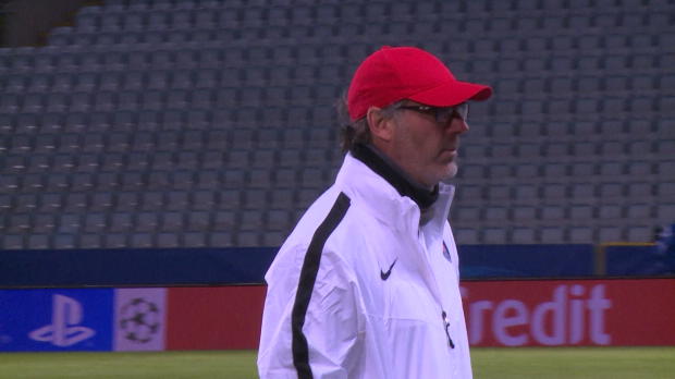 Laurent Blanc a prolongé son contrat avec le PSG pour deux saisons de plus. Il est maintenant lié au club parisien jusqu'en juin 2018.