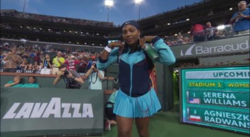 Malgré une belle résistance d’Agnieszka Radwanska, c’est Serena Williams qui a validé son ticket pour la finale d’Indian Wells, sa première depuis 2001. L’Américaine affrontera Victoria Azarenka.