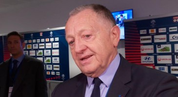 Après la victoire de l'Olympique Lyonnais à domicile face à Nantes (2-0), lors de la 31e journée de Ligue 1, le président Jean-Michel Aulas revient sur la performance de Gaëtan Perrin. A 19 ans, le jeune attaquant a marqué un but décisif de la tête à la 83e minute, quelques secondes après son entrée en jeu. Il s'agit de son premier but professionnel.