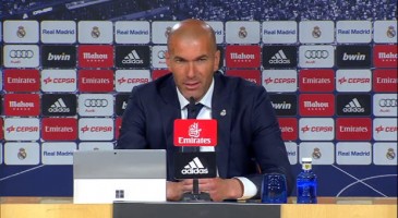Buteur dimanche face au FC Séville, Karim Benzema, l'attaquant du Real Madrid, a le droit aux félicitations de son coach, Zinédine Zidane.
