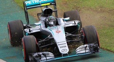 Suivez en direct et en intégralité le premier Grand Prix de la saison de F1. Rendez-vous à 6h00 pour le Grand Prix d'Australie